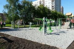 Beskidzka Spółdzielnia Mieszkaniowej - Boiska, place zabaw - Inwestycje